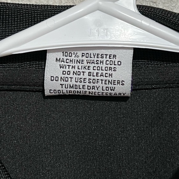 Men’s Plain Black Polo NWOT - Picture 4 of 4